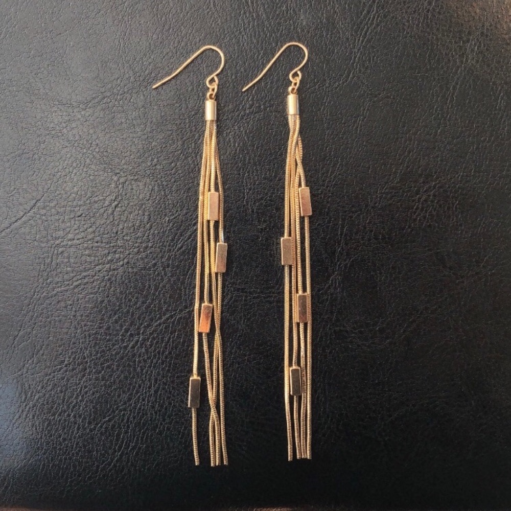 Drop earrings